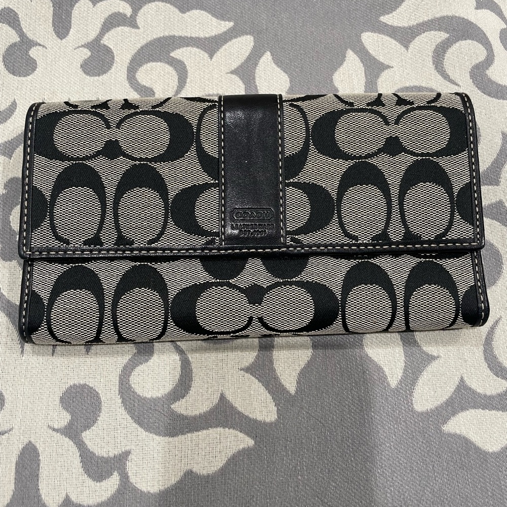 Coach wallet